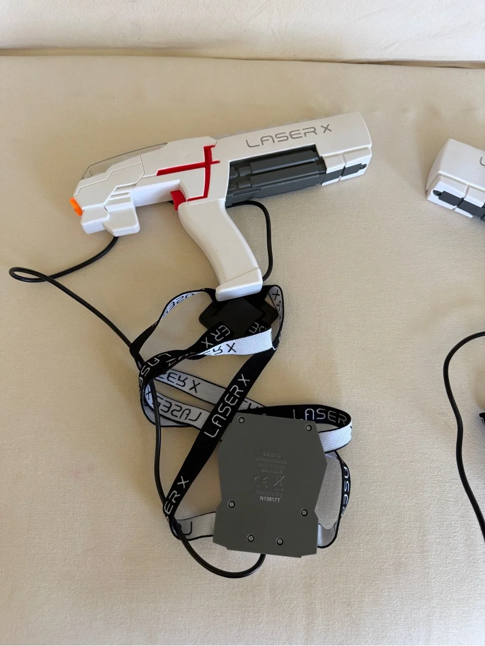 White Laser Tag Starter Set - 2 Blasters with Head Sensors